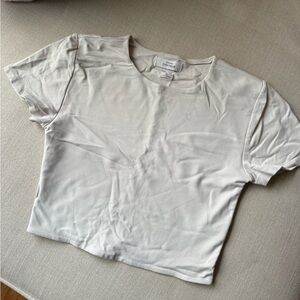 Aritzia Babaton Contour Women's Cream Short Sleeve Tee